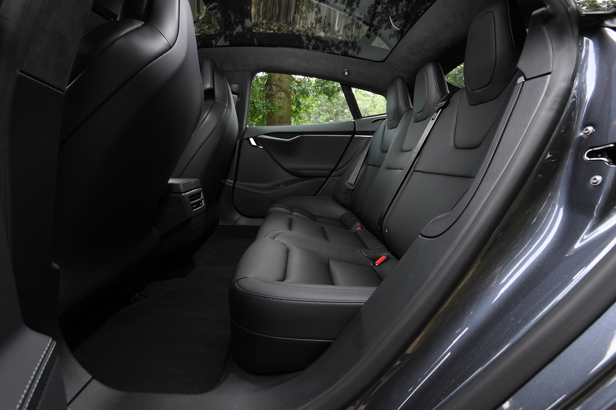 Tesla Model S Review 22 Drivingelectric