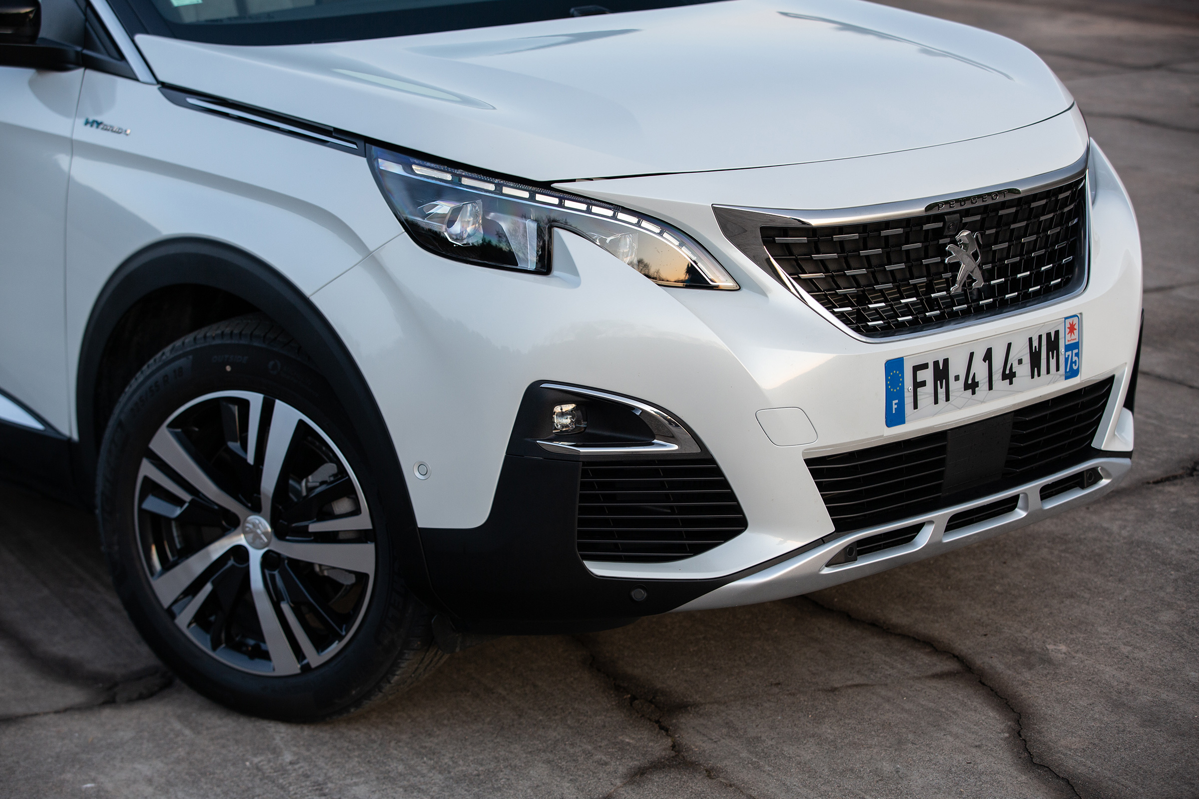 Peugeot 3008 Hybrid Review 21 Drivingelectric